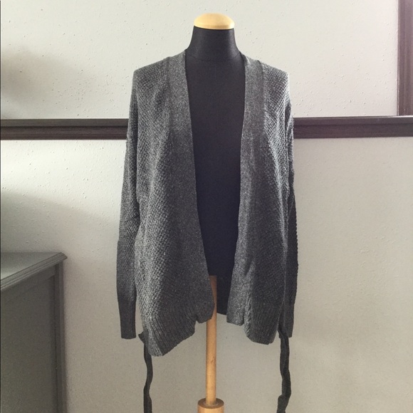 Gray open front belted cardigan - Picture 5 of 8
